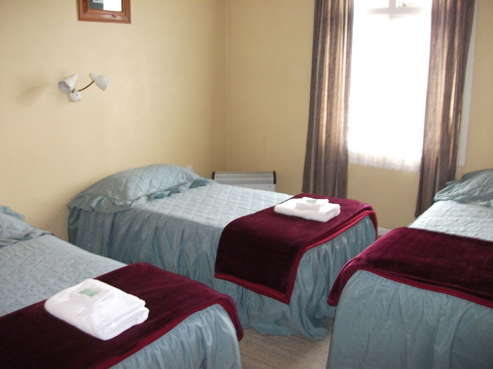 טאומרנוי Kelly'S Riverside Motel מראה חיצוני תמונה