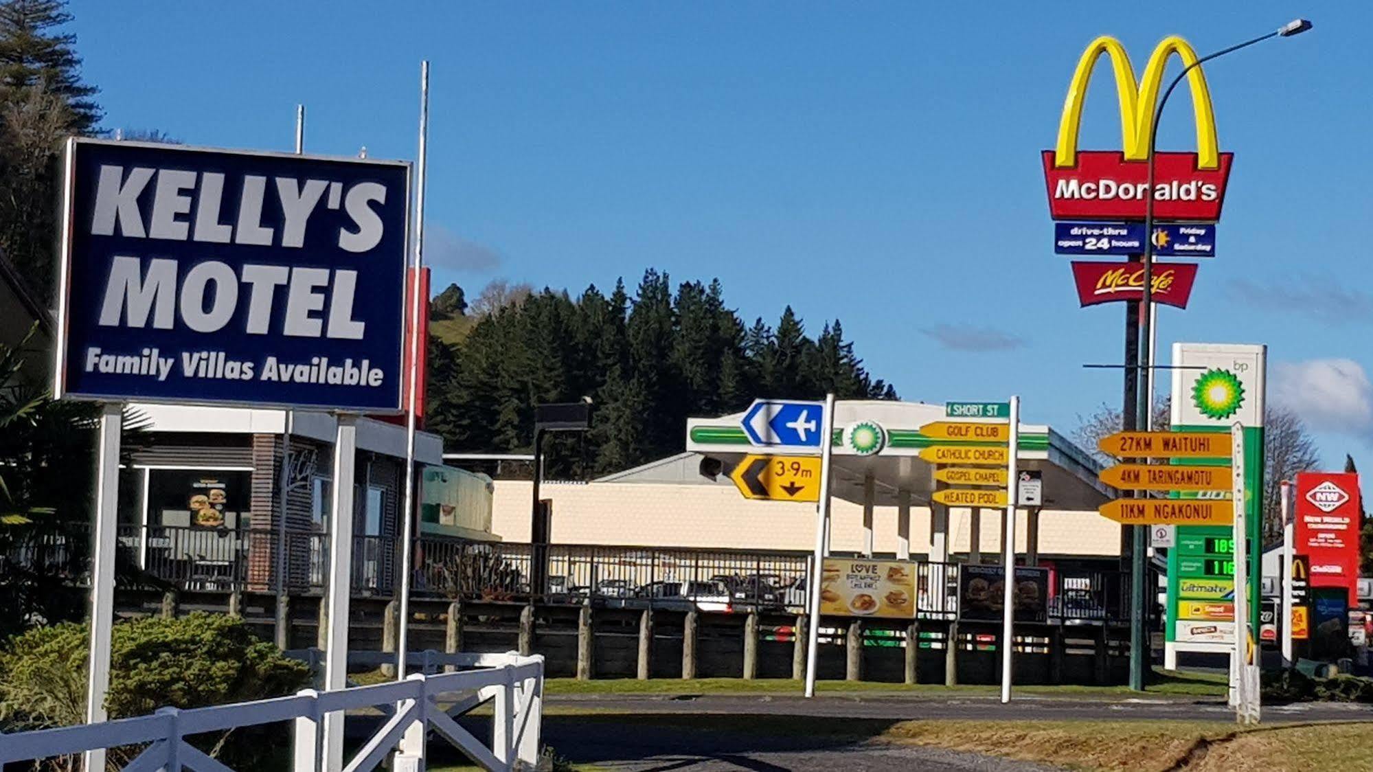 טאומרנוי Kelly'S Riverside Motel מראה חיצוני תמונה